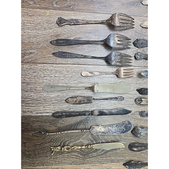 Lot of 44 Vintage Antique Silverplate Flatware Spoons Forks Crafting Silverware - Picture 11 of 16
